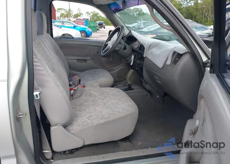 2001 Toyota Tacoma из США, поврежденный, VIN 5TENL42N01Z792746